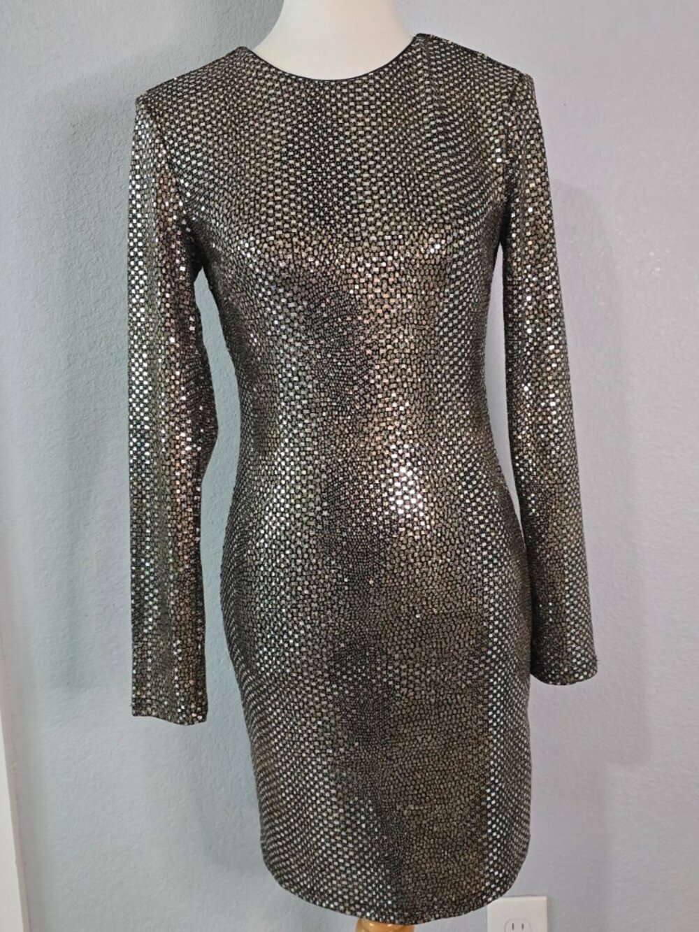 Dress Forum Size Small Metallic Sequin Long Sleeve Mini Dress
